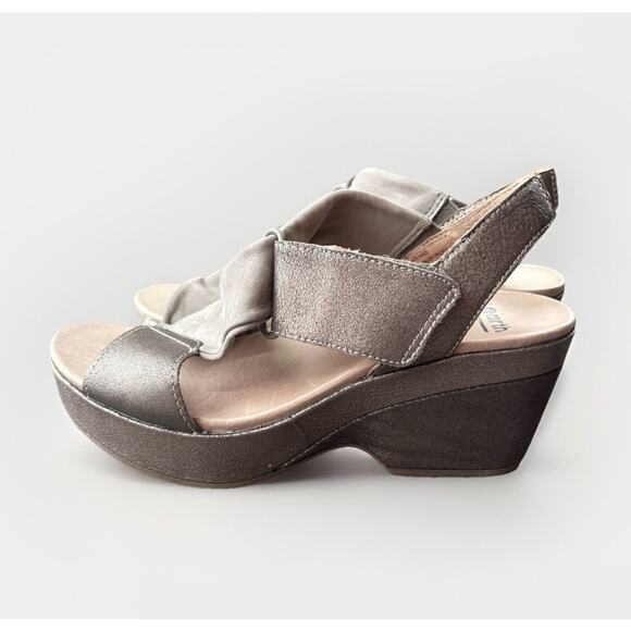 Earth Khaya Kendi Shoes Size 10 Leather Hook & Loop Comfort Wedge Sandal - Picture 2 of 7